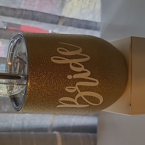 Brand New Gold Glitter Bride Cup - Picture 2 of 5